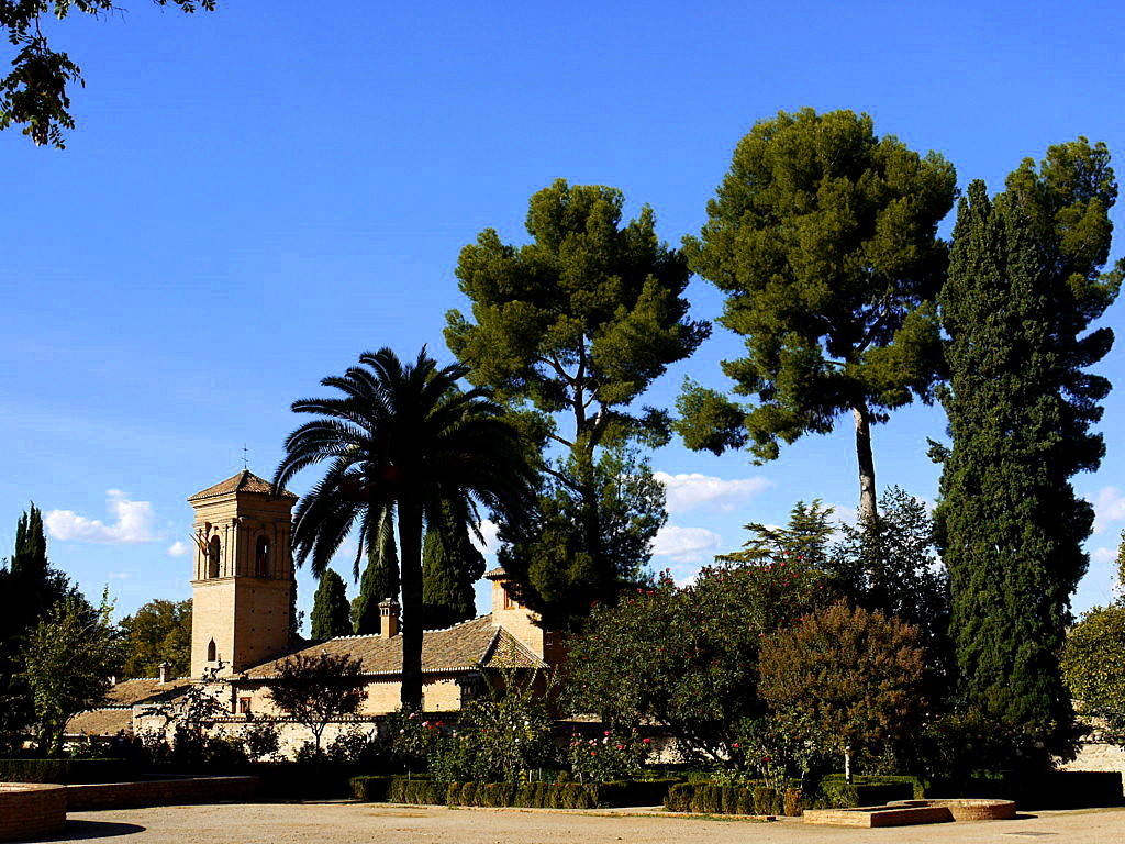 Alhambra-General life garden
